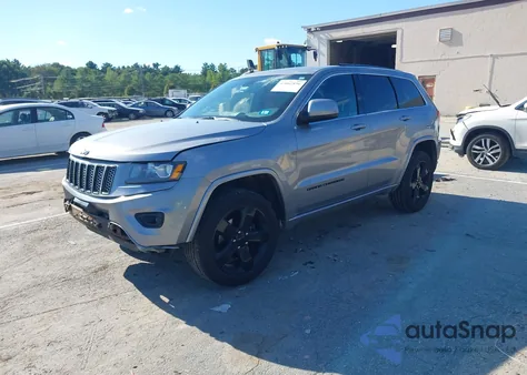 2015 Jeep Grand Cherokee Altitude z USA, uszkodzony, nr VIN 1C4RJFAG7FC676164